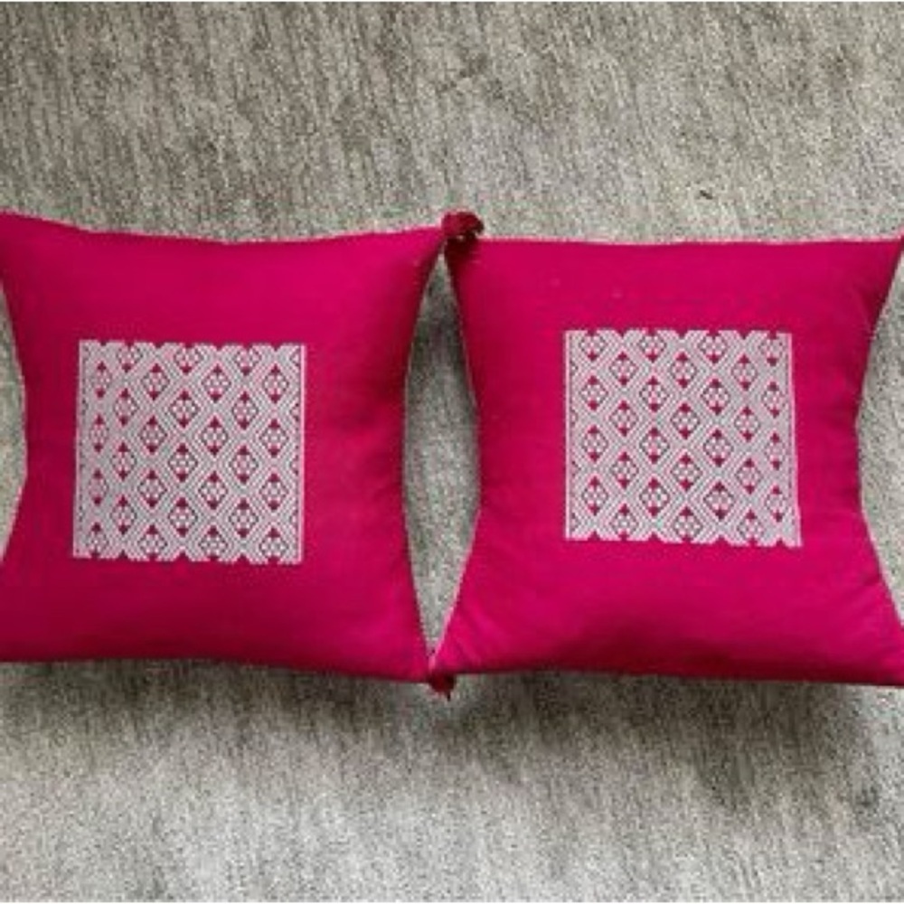 Beautifully detailed Accent Pillows- set of two 
Made in Mexico